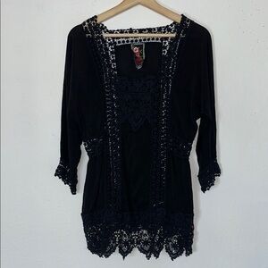 Johnny Was Elegant Black Embroidered Trim Boho Blouse Sz. XS